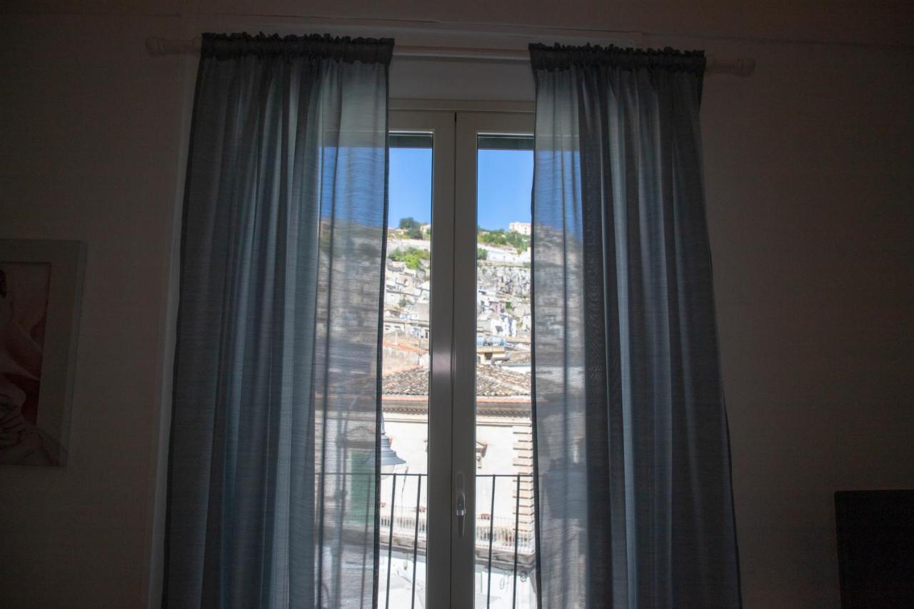 Casa Vacanza Da Dina Modica Extérieur photo